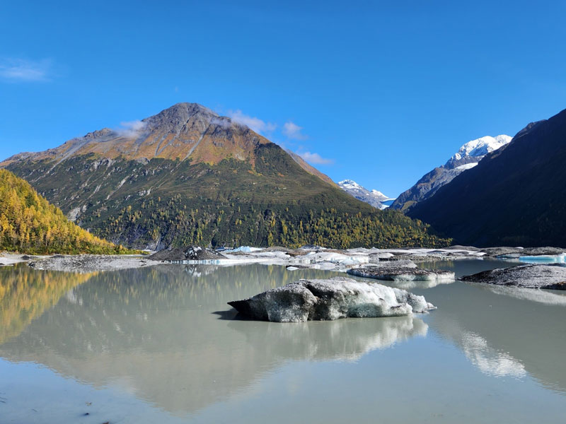 Valdez Glacier Lake