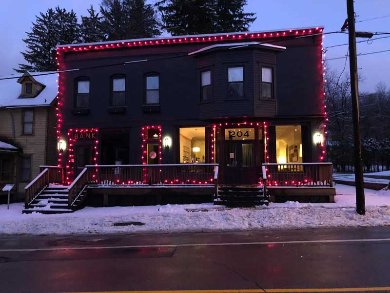 204 Main Bar & Bistro