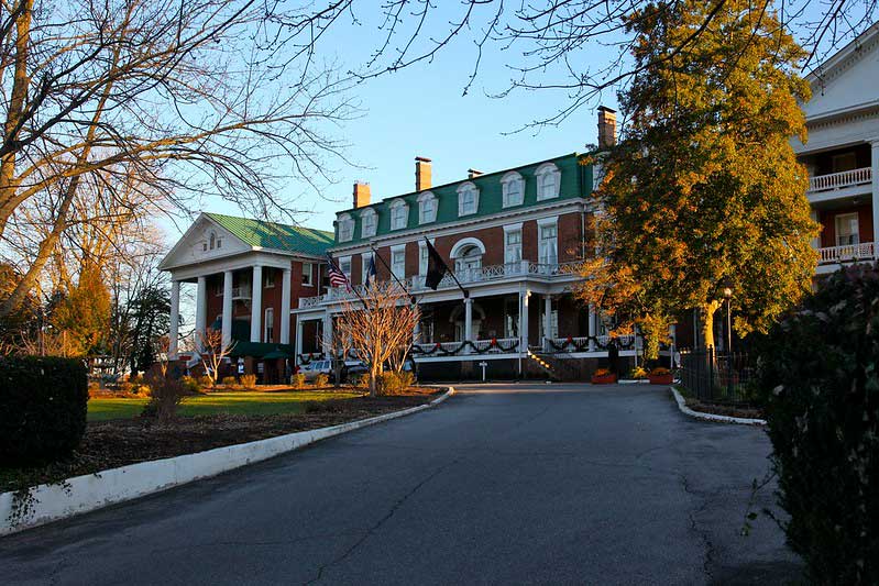 Martha Washington Inn & Spa