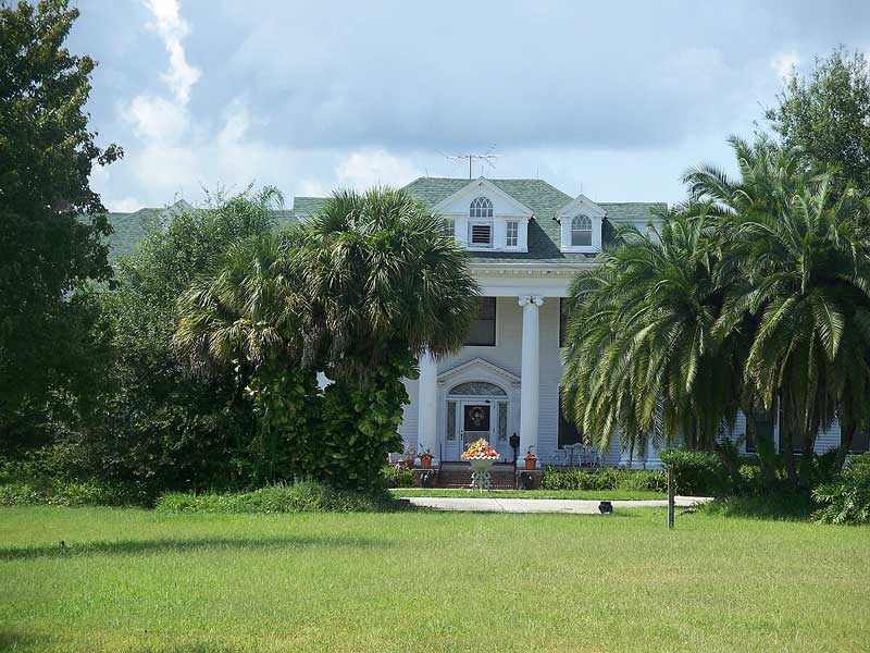 The Colonial Estate
