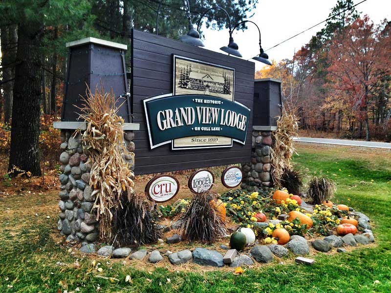 Glacial Waters Spa at Grand View Lodge