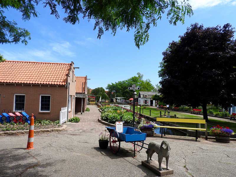 Nelis' Dutch Village